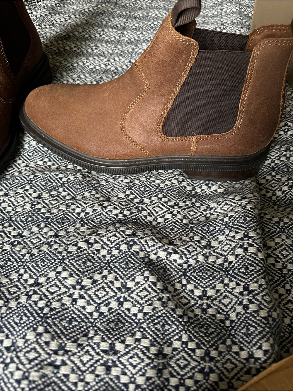 Clark’s Chelsea boot - Picture 4 of 6